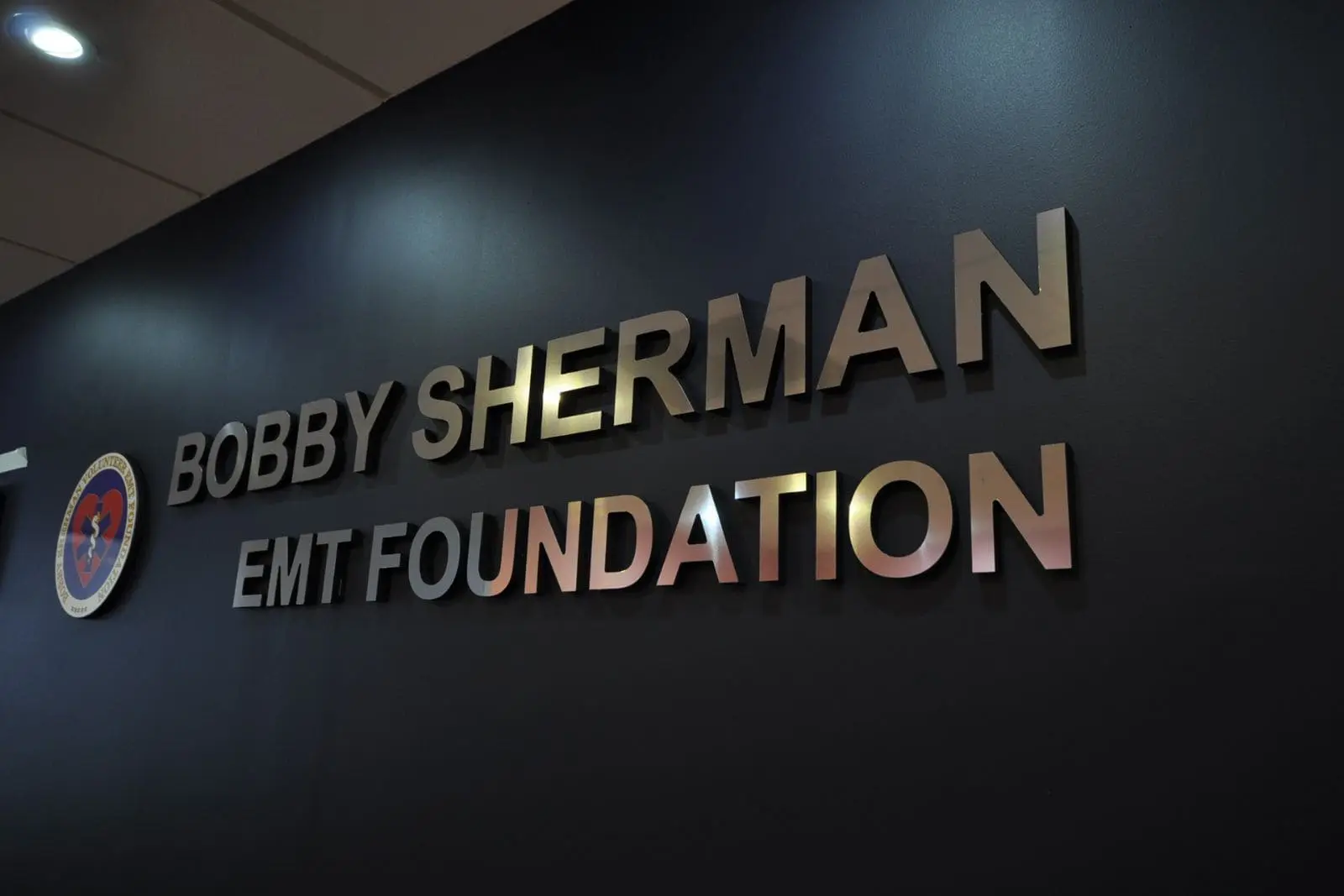 metal-signs-bobby-sherman