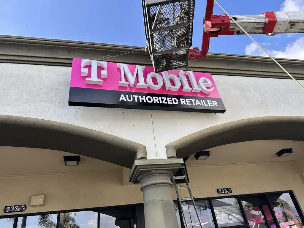 Installing-Signage-Los-angeles